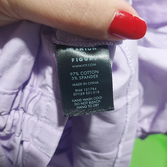 NWOT Tabria Majors Fashion to Figure Lavender 'Confidentail' Crop Top in… - Picture 8 of 8